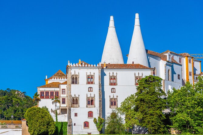 Lisbon to Sintra, Pena Palace, Regaleira & Cascais, small-group - Adding Quinta da Regaleira