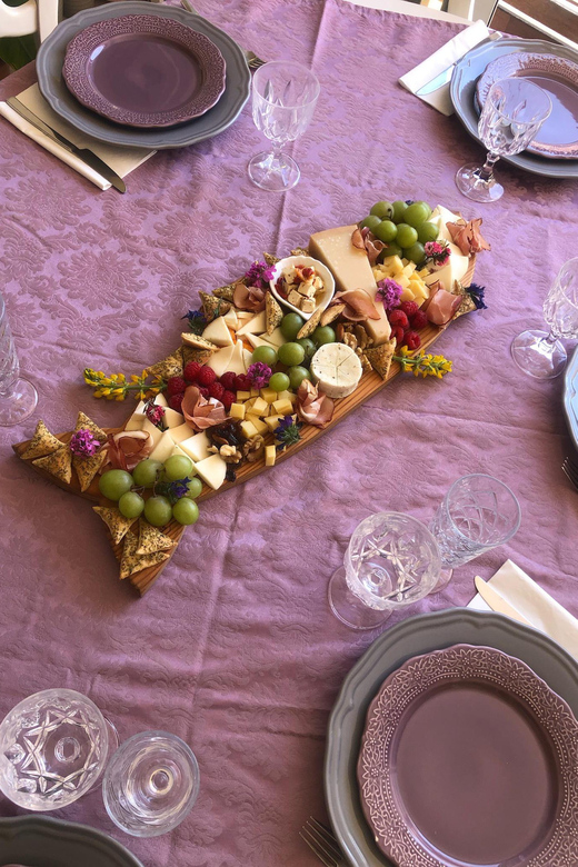 Lisbon: Traditional Portuguese Cooking Class - Four courses, prepared step by step