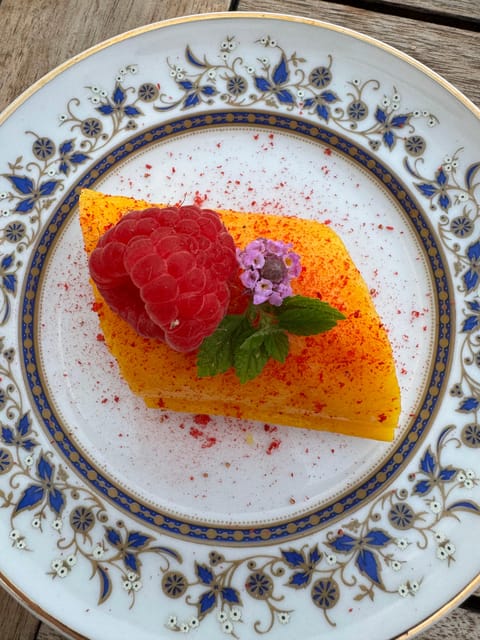 Lisbon: Traditional Portuguese Cooking Class - What the three hours feel like