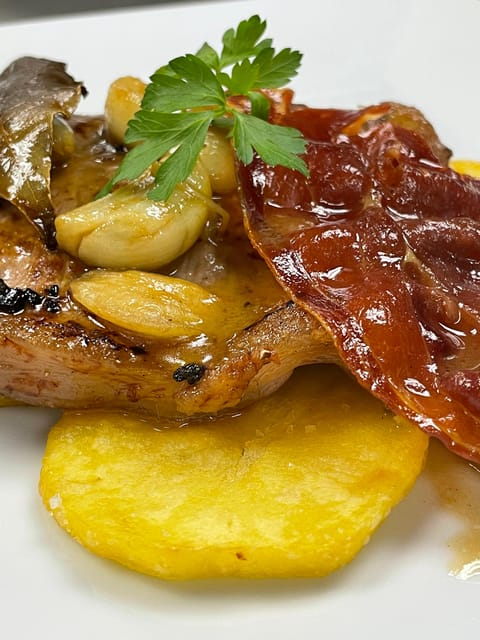 Lisbon: Traditional Portuguese Cooking Class - The social side: cooking as a way to meet Lisbon