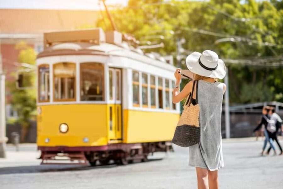 Lisbon: Tram 28 Entry Ticket & Audio Guide with 24-Hour Pass - Meeting Alex, George, or Rubin at Rossio Square