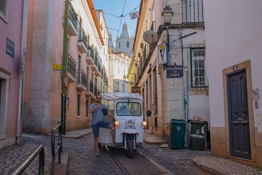 Lisbon: Tuk-Tuk Tour in French or German w/True Local Guide - Lisbon’s best viewpoints, from famous to quiet