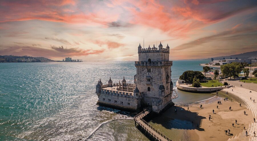 Lisbon: Walking Tour, Belém Neighborhood, Tram and Boat Ride - Meeting at Praça Dom Pedro IV