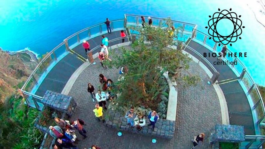 Madeira: Cabo Girao, Jeep Tour Adventure and Wine Tasting - Why this four-hour tour works well