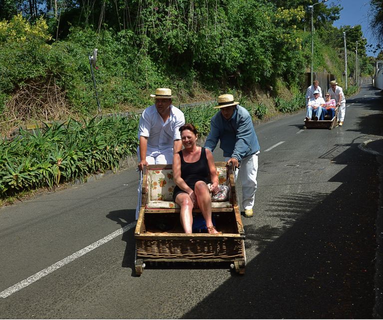 Madeira: Customized 3, 4 or 6-Hour Tour - Monte Palace and the Botanical Garden serve different interests