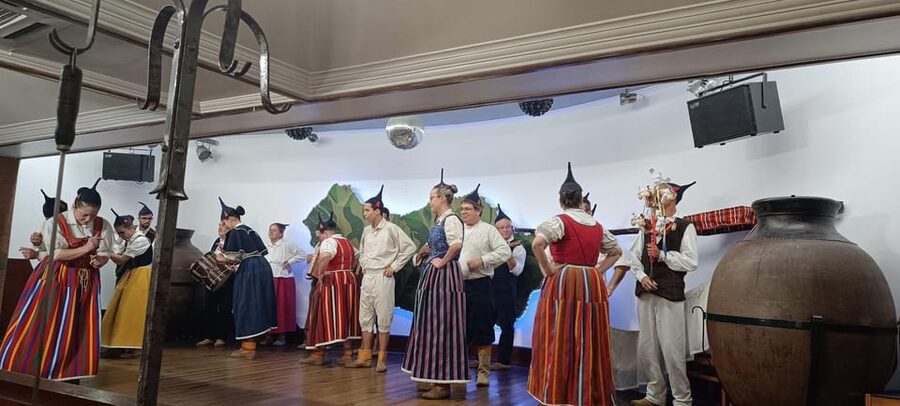 Madeira: Folk Dancing Show and Traditional Local Dinner - What arrives at the table