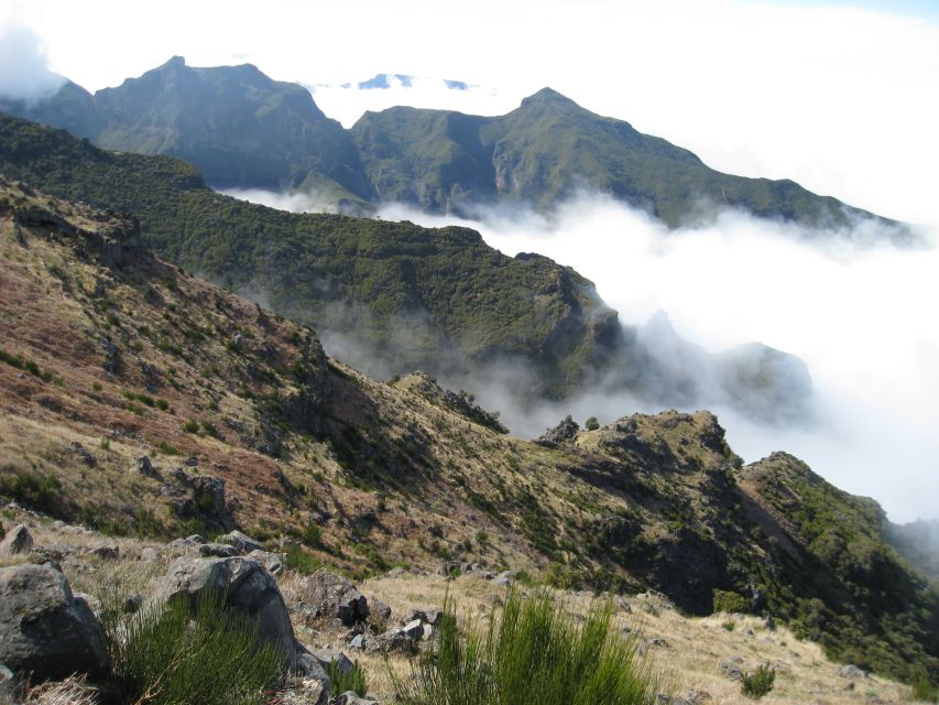 Madeira: Full-Day Pico Ruivo / Achada do Teixeira Walk - Finishing at Achada do Teixeira