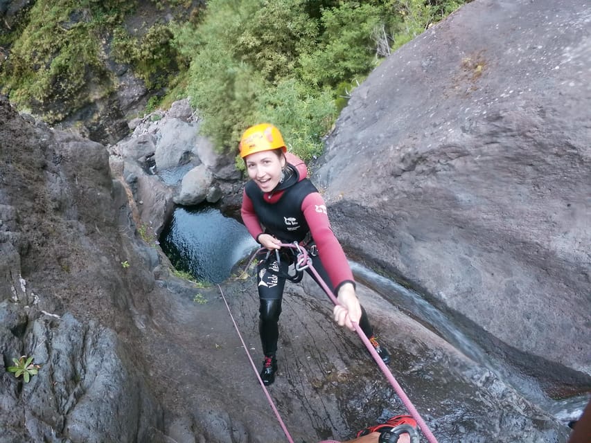 Madeira: Intermediate (Level 2) Canyoning Experience - Van transport and pickup details