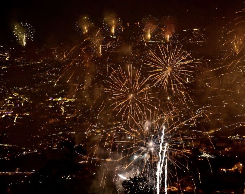 Madeira: New Years Eve Fireworks Catamaran Cruise - A short cruise beneath Madeira’s Christmas lights