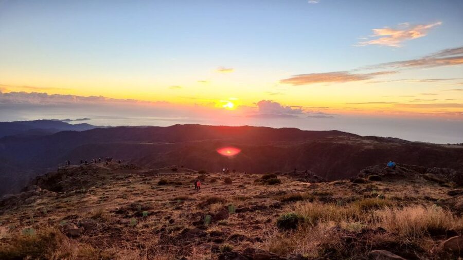 Madeira: Pico do Areeiro Sunrise Tour - Reaching Pico do Areeiro before the crowds