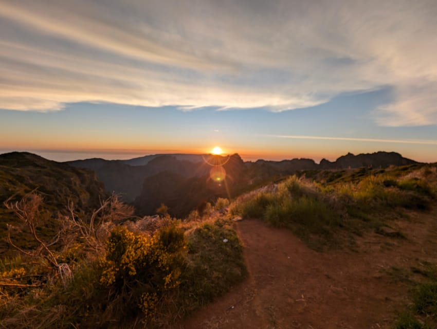Madeira: Pico do Arieiro Sunset with Optional Dinner - Sunday and Monday have a different format