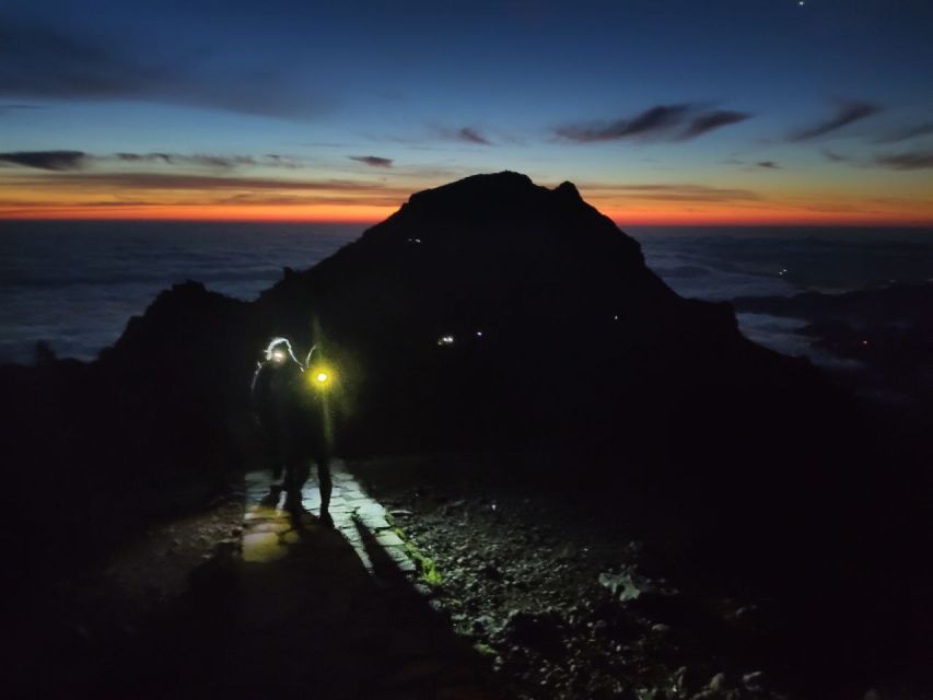 Madeira: Pico Ruivo Guided Sunrise Hike with Hotel Pickup - The daylight descent reveals a different route