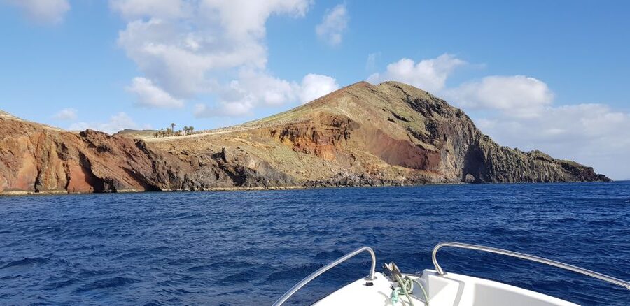 Madeira: Ponta de São Lourenço Lighthouse Boat Tour - Casa do Sardinha and the natural water source