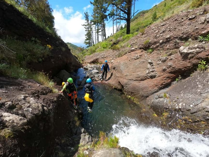 Madeira : Ribeira das Cales Canyoning (Level 1) - Who should choose this Level 1 outing