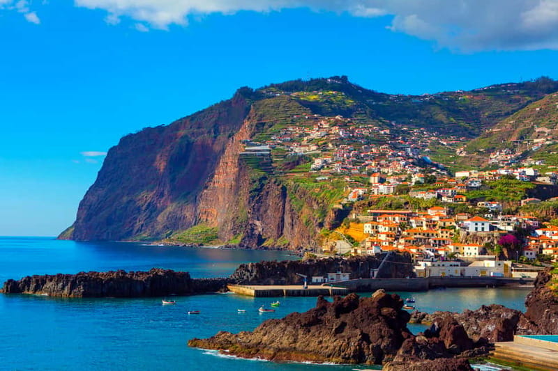 Madeira: West and East Madeira Top Highlights Tour - One long day from Madeira’s east tip to its west