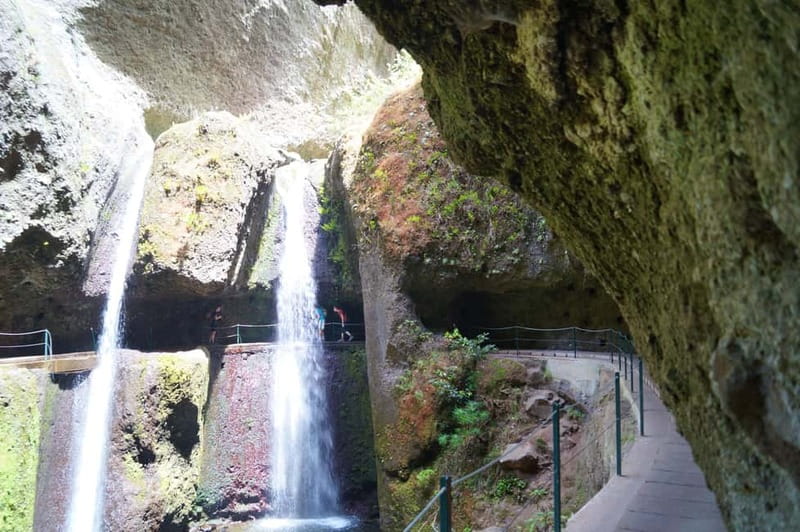Madeira: Wet your hair in the amazing Levada Nova / Moinhos - Why the Moinhos Levada walk feels different