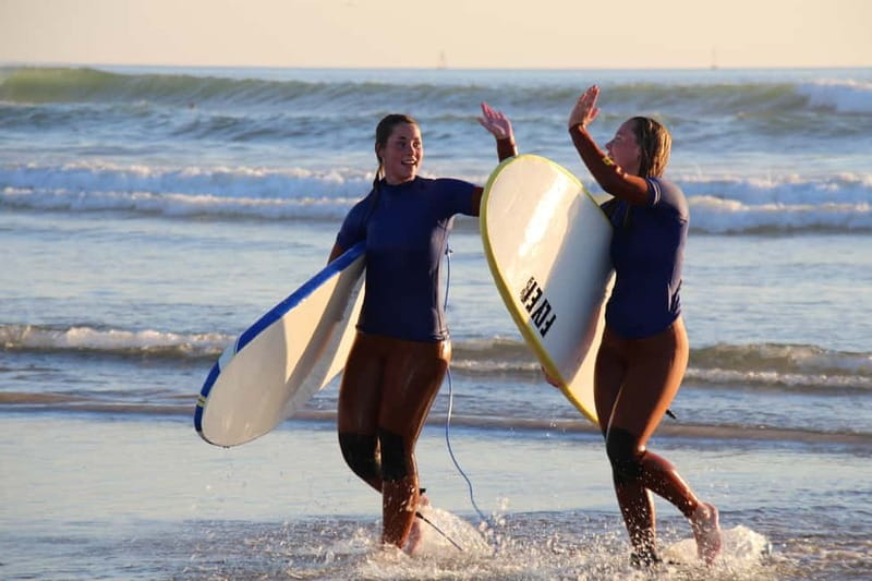 Matosinhos: Surfing Lesson with Equipment - Key points at a glance