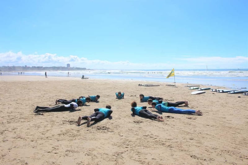 Matosinhos: Surfing Lesson with Equipment - How to make the most of 90 minutes