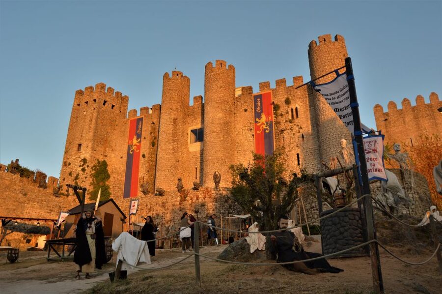 Óbidos: Medieval Tales & Secrets Spots Guided Walking Tour - Ler Devagar and São Tiago Bookstore
