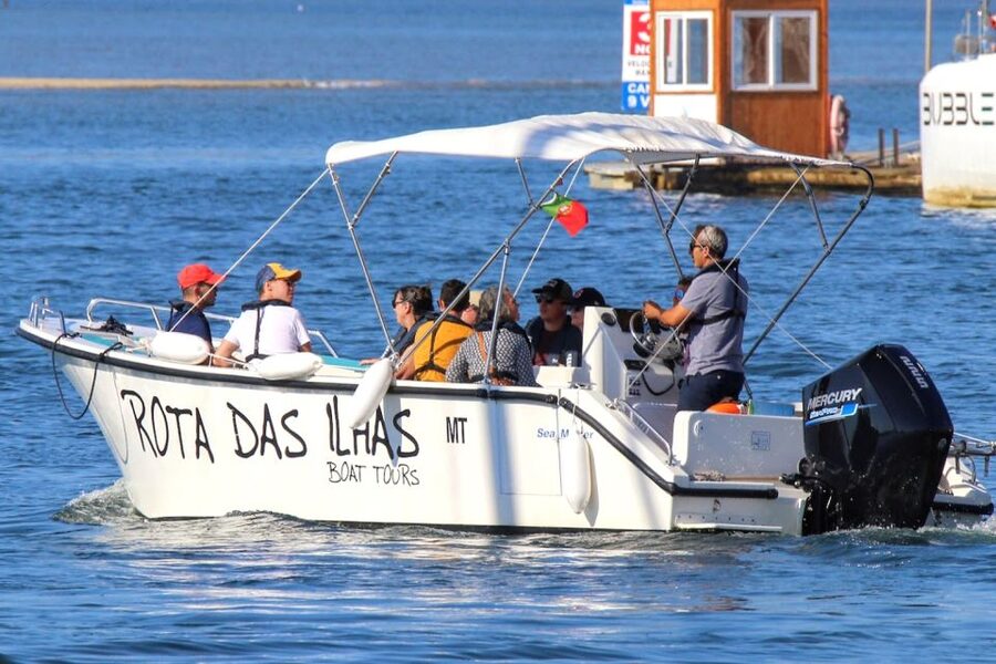 Olhão: 3 Islands Guided Sightseeing Tour with Lunch - Starting in Olhão and entering the Ria Formosa