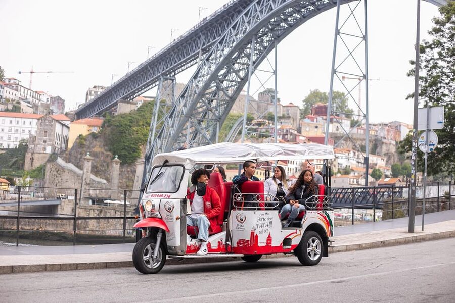 Oporto Tuk-Tuk Tour: Fast, Fun & Flexible – 1H to Full Day! - Ribeira beside the Douro