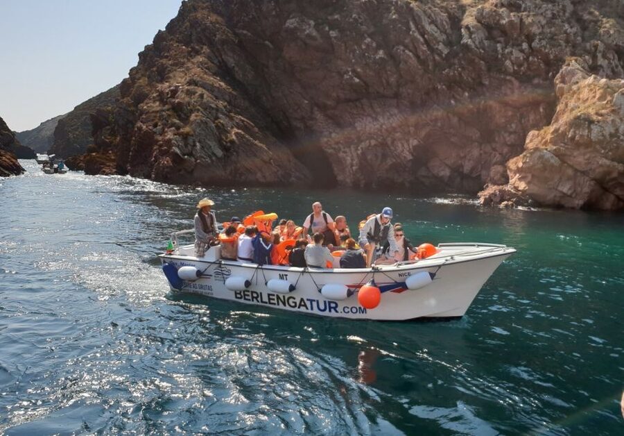 Peniche: Berlengas Roundtrip and Glass-Bottom Boat Cave Tour - The glass-bottom boat and cave circuit