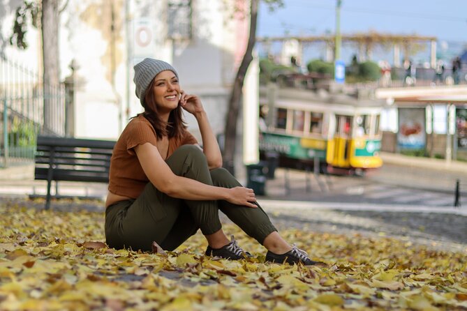 Photoshoot with a Local Professional Photographer in Lisbon - Key points to know