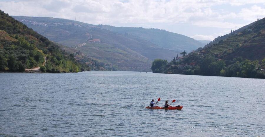 Pinhão: 4 Hour Douro Valley Kayak Rental - Why the scenery works so well from a kayak