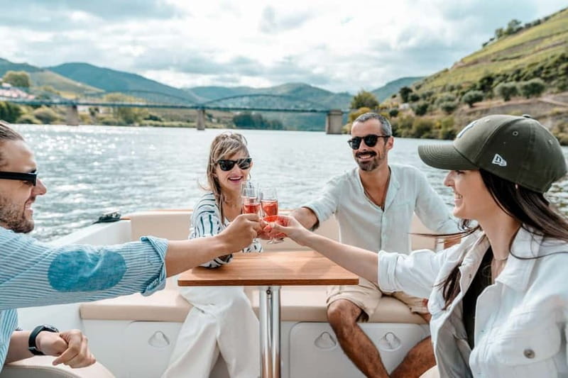 Pinhão: Douro River Solar Boat Tour with Wine Tasting - A quiet hour on the Douro