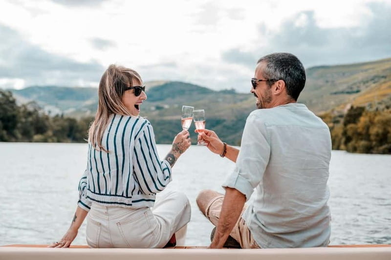 Pinhão: Douro River Solar Boat Tour with Wine Tasting - The hosts make the difference