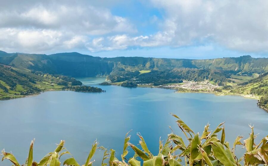 Ponta Delgada: Half-Day 4x4 Sete Cidades Trip - Family and mobility details