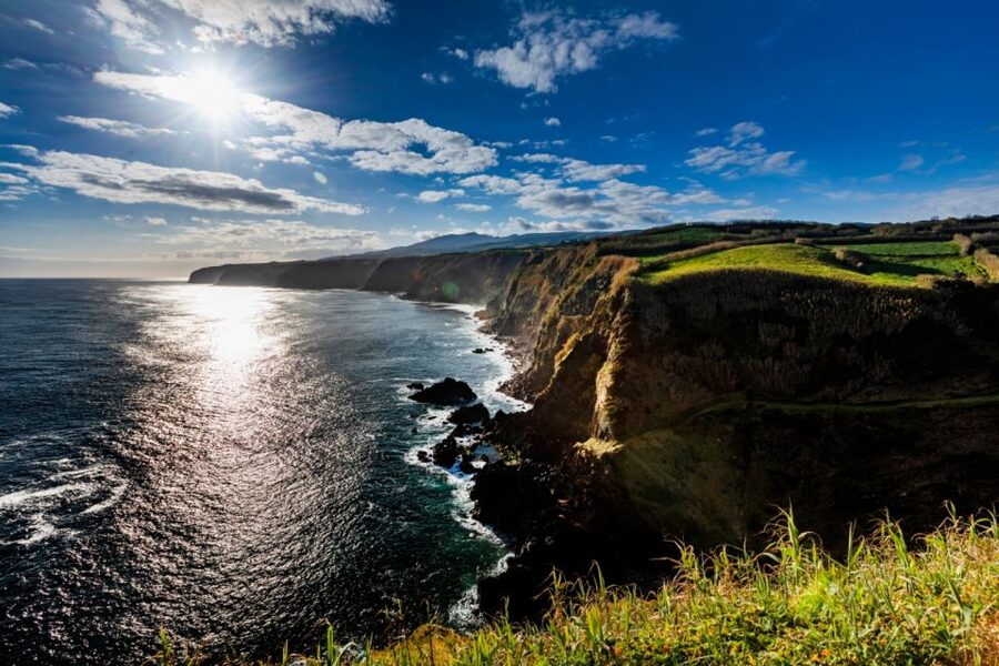 Ponta Delgada: Hidden Gems of São Miguel Full-Day Van Tour - Lunch in a local restaurant
