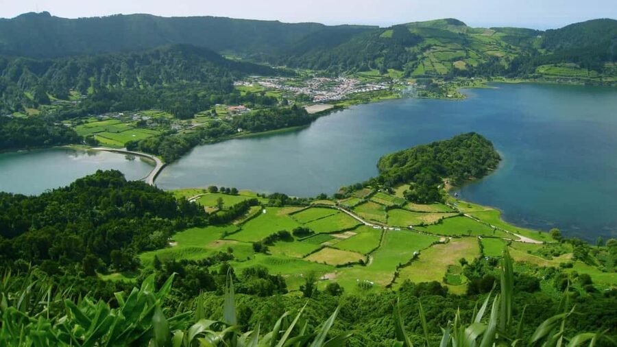 Ponta Delgada: Sete Cidades Volcano Lakes Shore Excursion - What the four-hour schedule really feels like