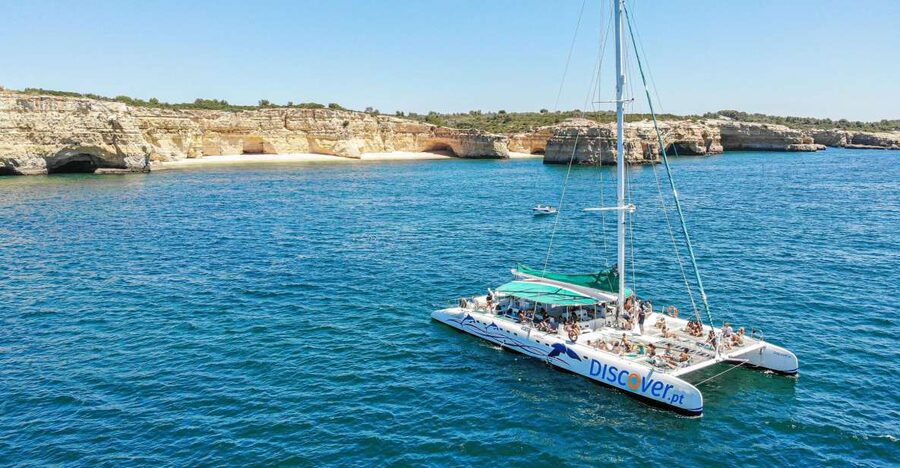 Portimao: Benagil Caves & Coastline Cruise - Leaving Portimão Marina for the Algarve Coast