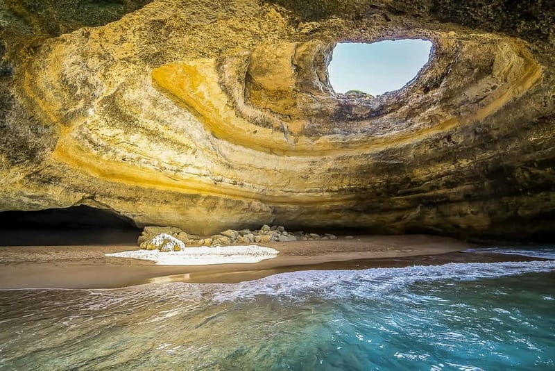 Portimão: Benagil Caves Speed Boat Tour with Sunset Option - The caves and cliffs between Portimão and Benagil