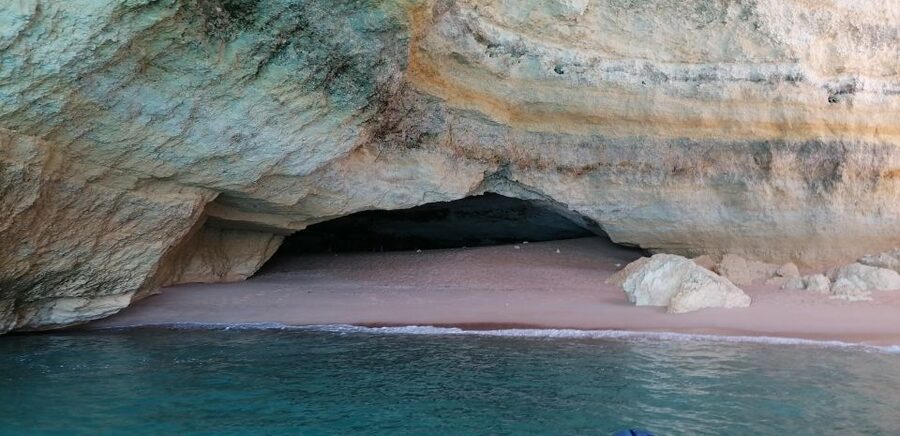 Portimão: Benagil Sea Caves Speedboat Adventure Tour - Portimão, Ferragudo, and the Castle of Ferragudo