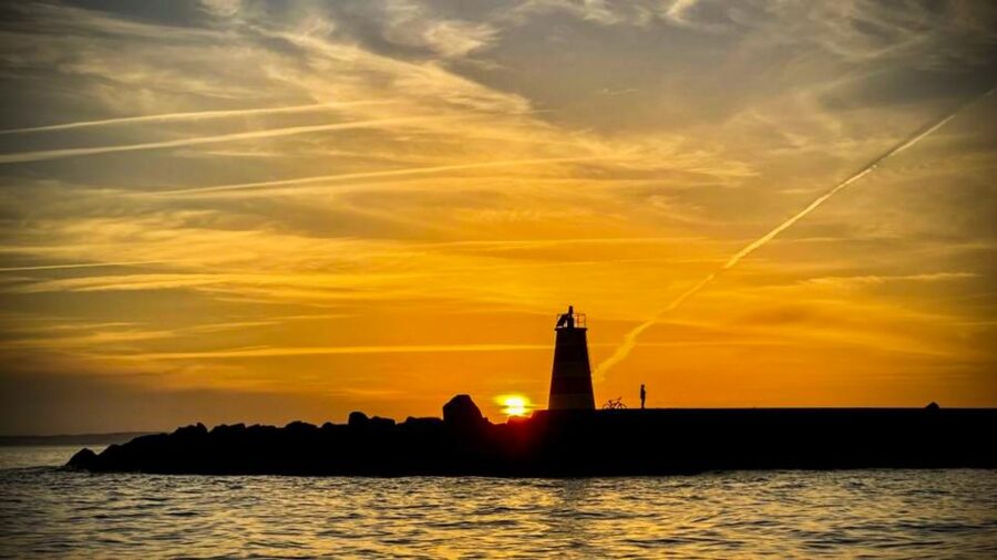 Portimão: Sunset Cruise to Benagil Cave - From Portimão to the Algarve cliffs