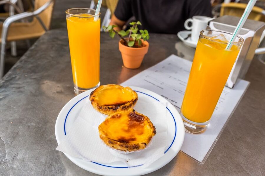 Porto: 3-Hour Guided City Highlights Walking Tour - A smart first walk through Porto