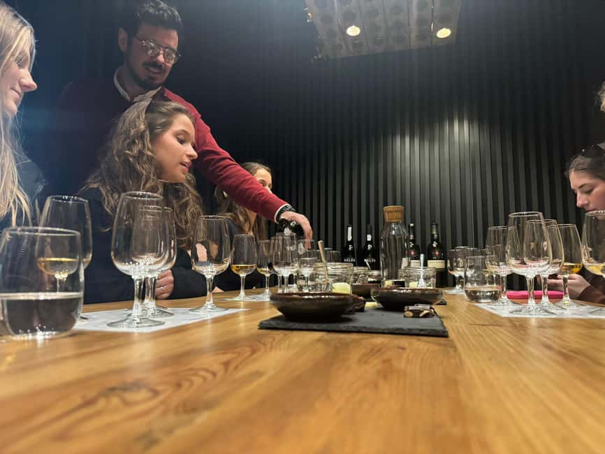 Porto: 5 Port Wine Tasting with Delicious Pairings - Is the five-port option worth paying more for?
