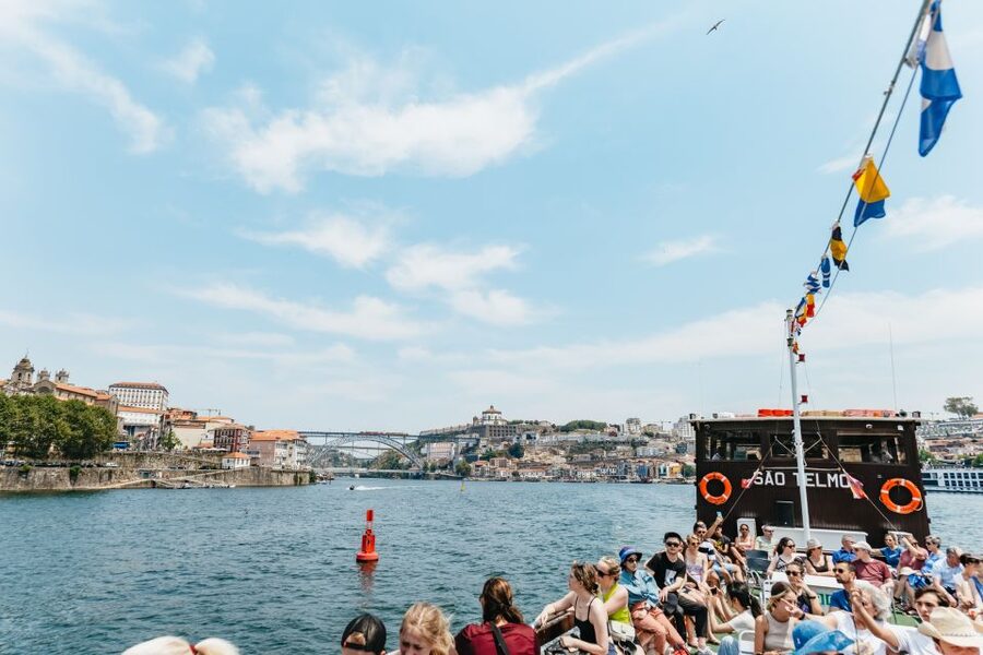 Porto: 6 Bridges Douro River Cruise - Porto and Gaia from the river
