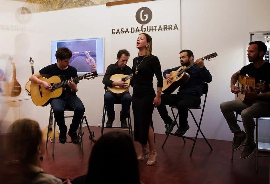 Porto: Authentic Fado Show, Port Wine & Handmade Instruments - A one-hour introduction to Fado