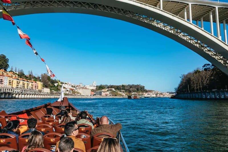 Porto: Bridges Cruise with Wine Cellar Tour or Sunset Option - What the 50-Minute Route Shows You