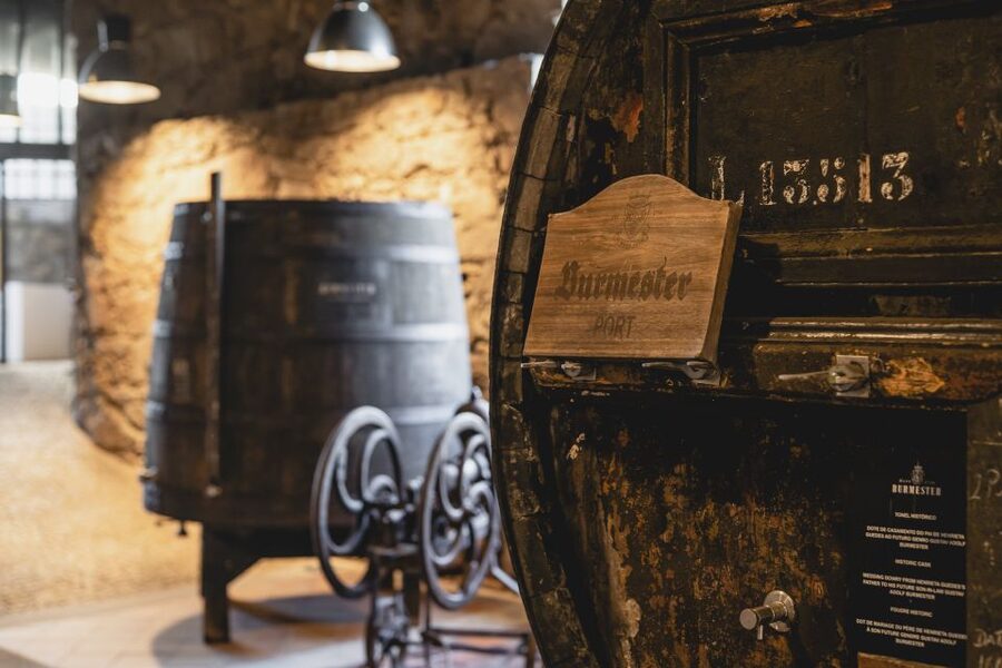 Porto: Burmester Cellar Tour with Tasting & Pairing Options - Is $25 Good Value?