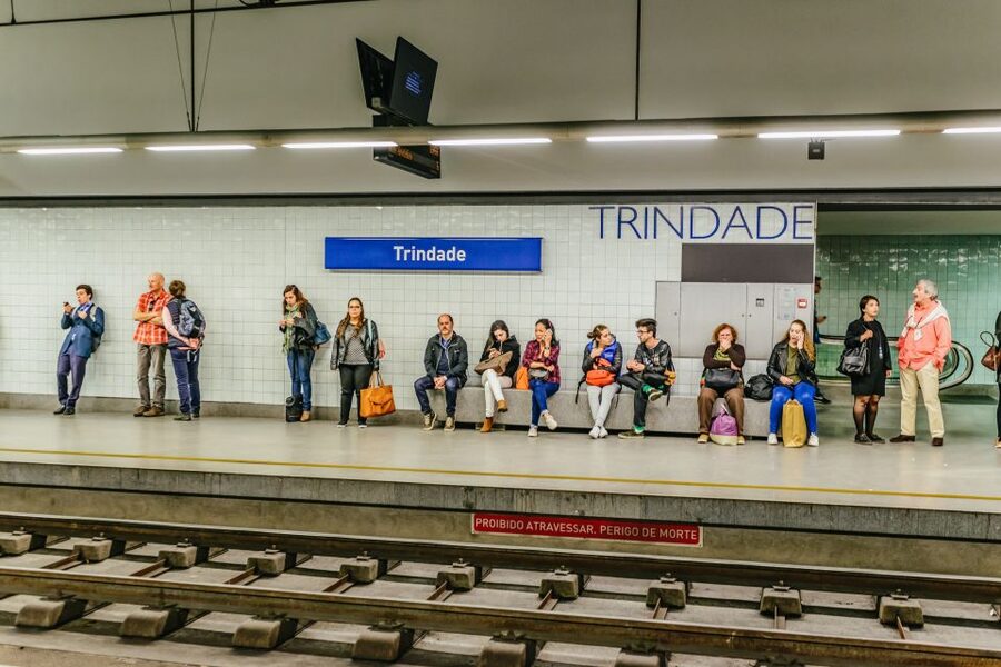 Porto Card with Transportation (1, 2, 3 or 4 Days) - Restaurants, shops, music, and other discounts