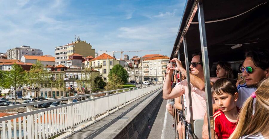 Porto: City Train Tour, River Cruise & Wine Cellar - Why this Porto combination works