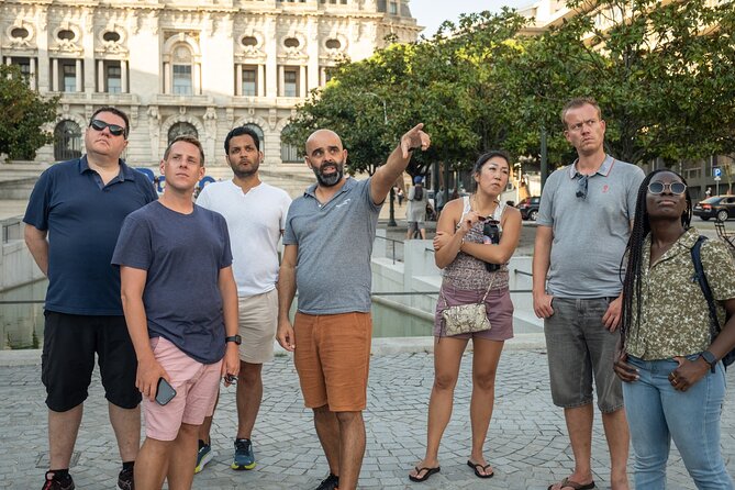 Porto Craft Beer Tour: 7 Beers + 3 Food Pairings in a Small Group - The guides shape the experience