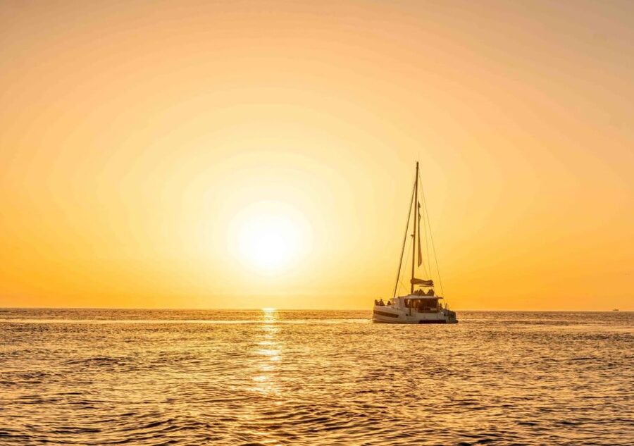 Porto: Daytime or Sunset Douro River Sightseeing Cruise - The turn toward Foz do Douro