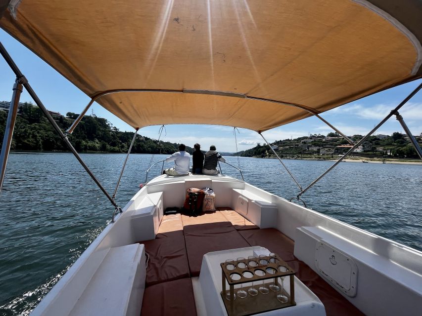 Porto: Douro River Boat Cruise with Port Wine Tasting - Maria Pia Bridge and the eastern Douro