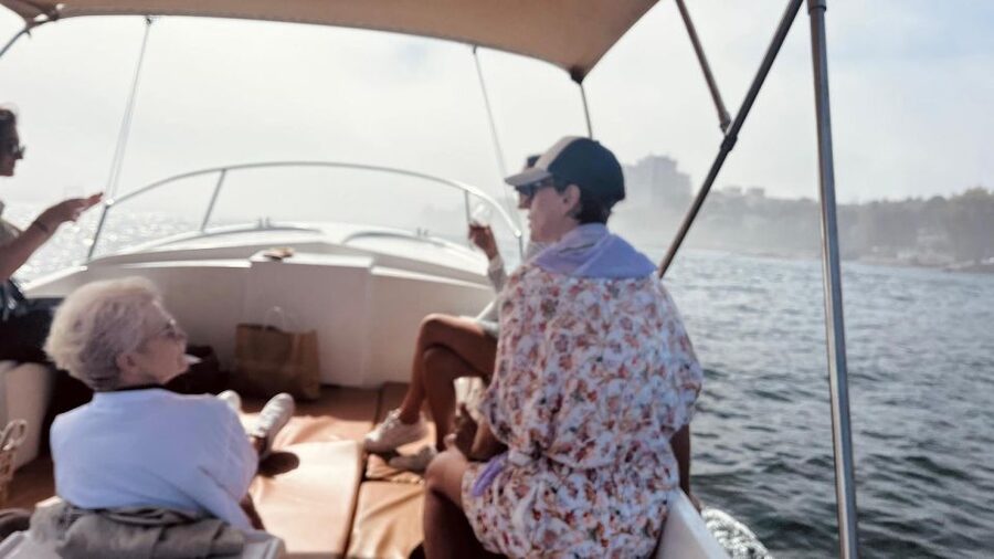 Porto: Douro River Boat Cruise with Port Wine Tasting - The guides make the difference