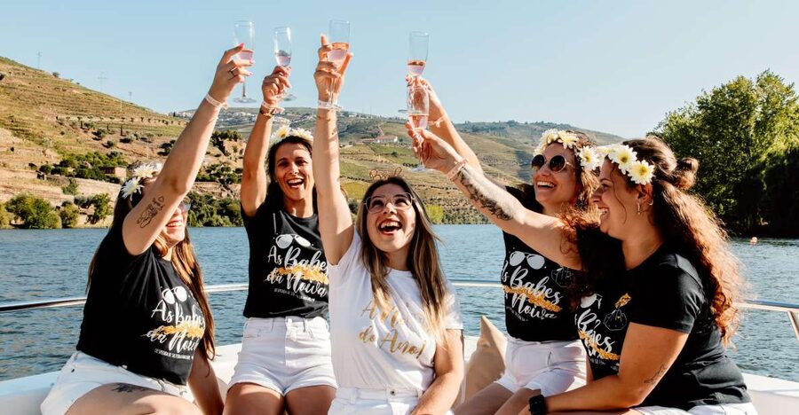 Porto: Douro Valley Full-Day Boat, Train, and Lunch Tour - Leaving Porto by minivan